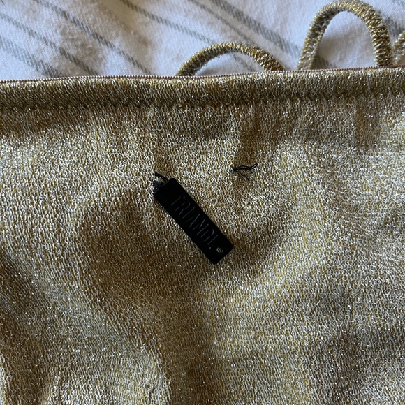 Gold triangl bikini - Picture 2 of 2